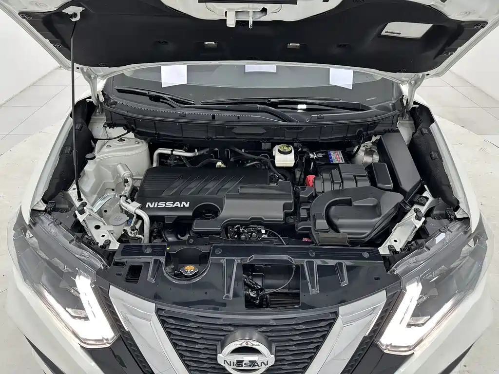 Nissan X-Trail — миниатюра 17