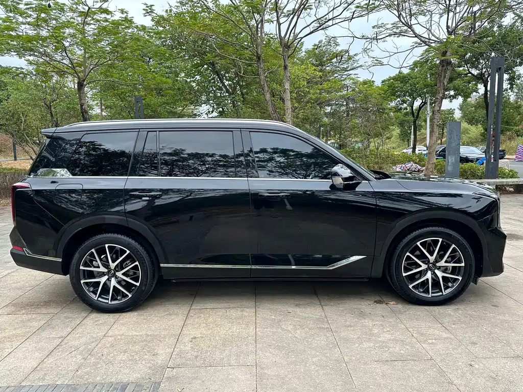 GAC TRUMPCHI GS8