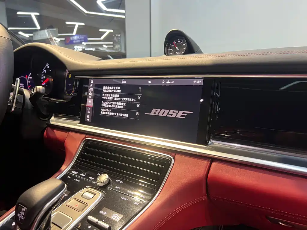 Porsche Panamera — миниатюра 11