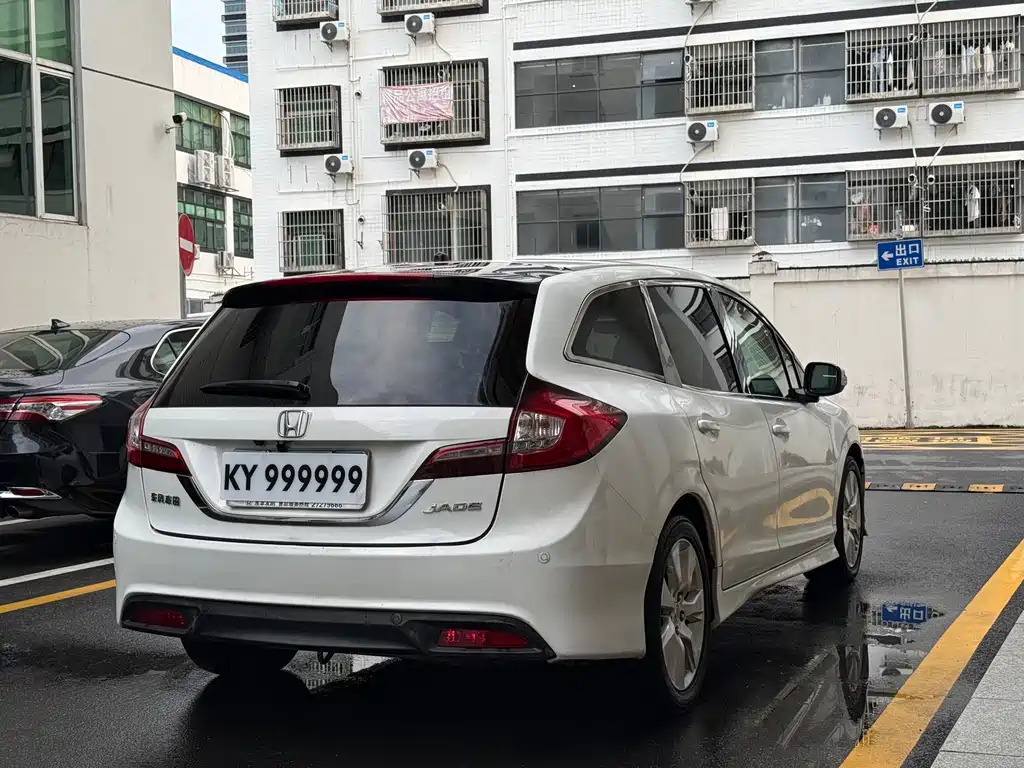 Honda Jade — миниатюра 7