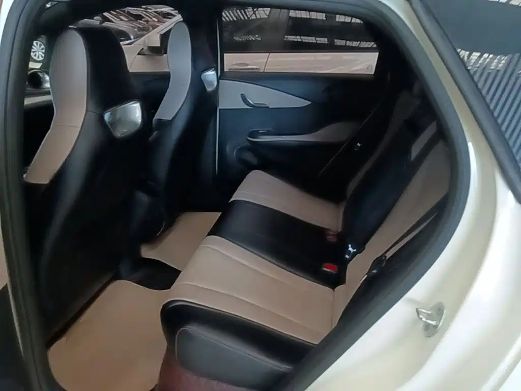 BYD Dolphin — миниатюра 17