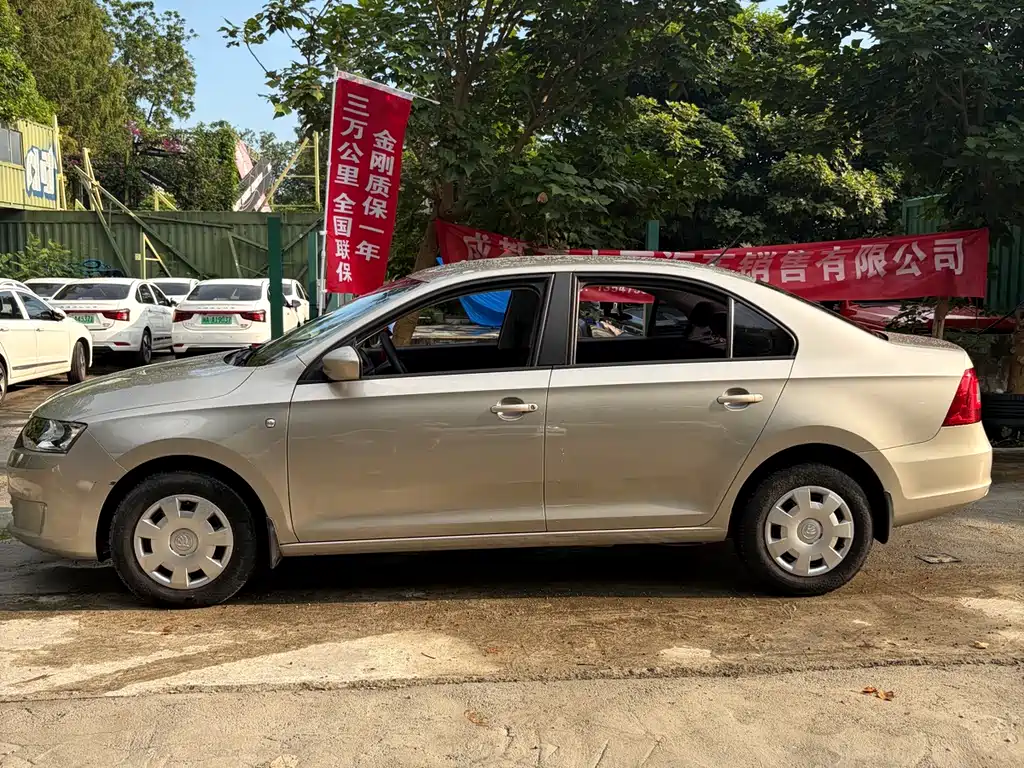 Skoda Rapid — миниатюра 2