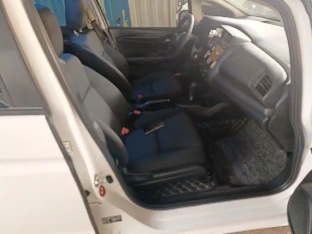 Honda Fit — миниатюра 25