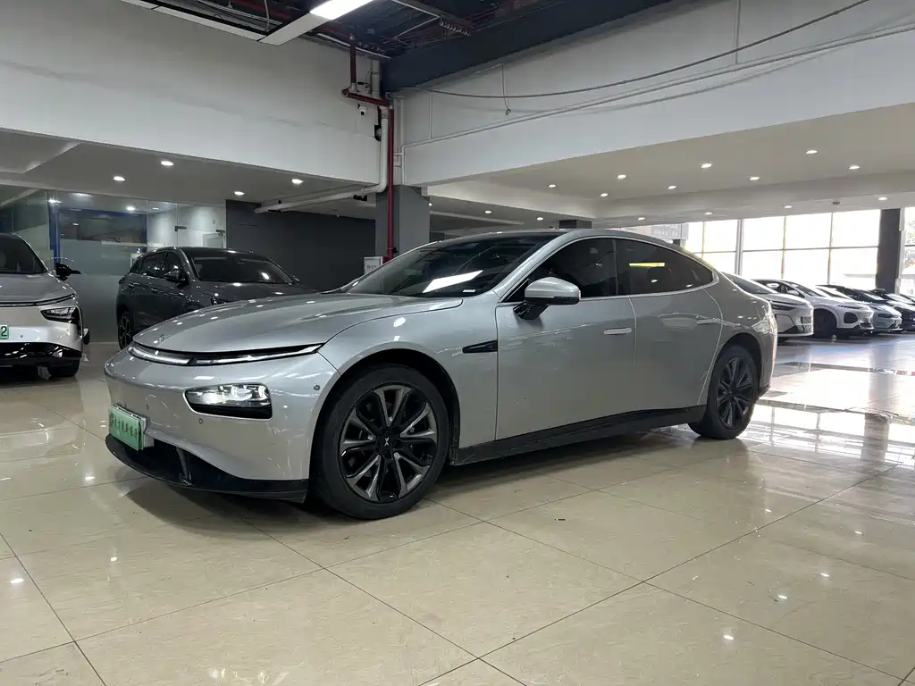 XPeng P7 — миниатюра 2