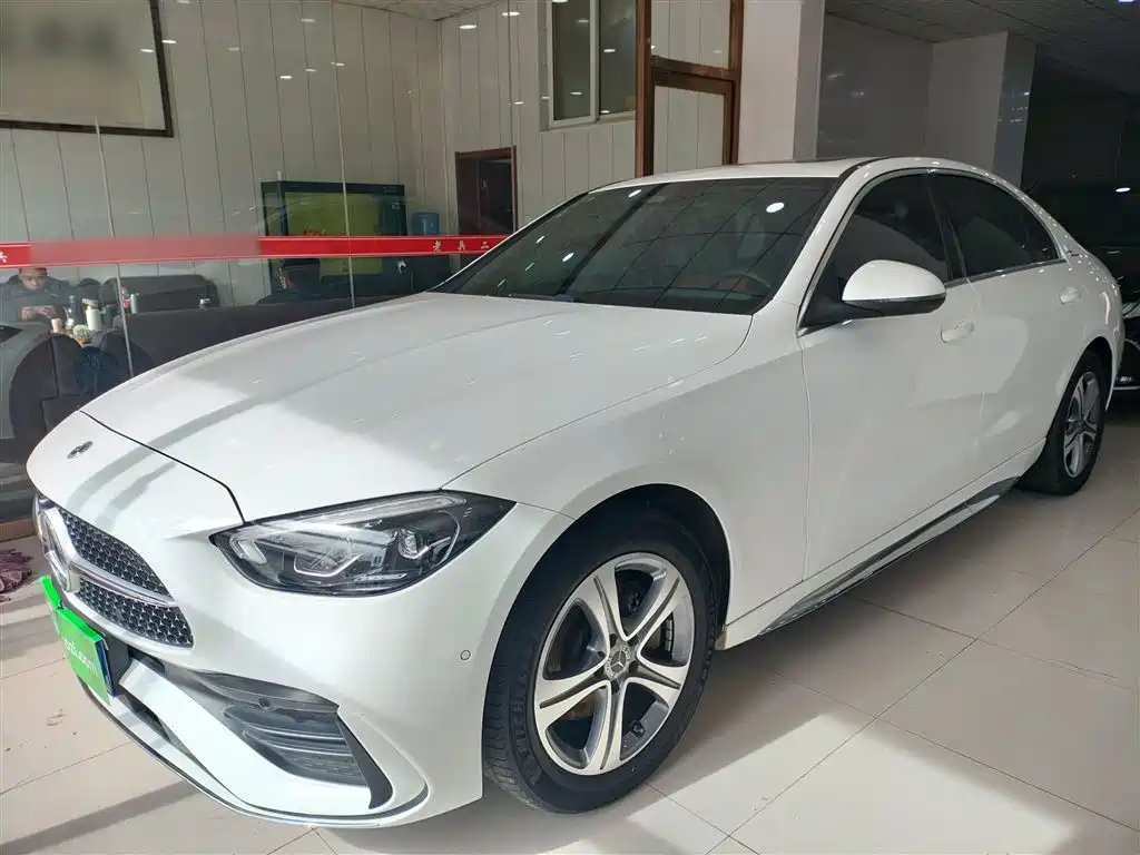 Mercedes-Benz C-Class 2022
