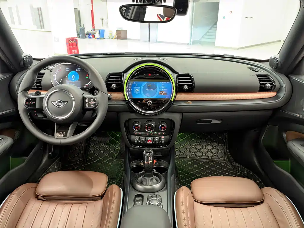 MINI Mini Clubman — миниатюра 9