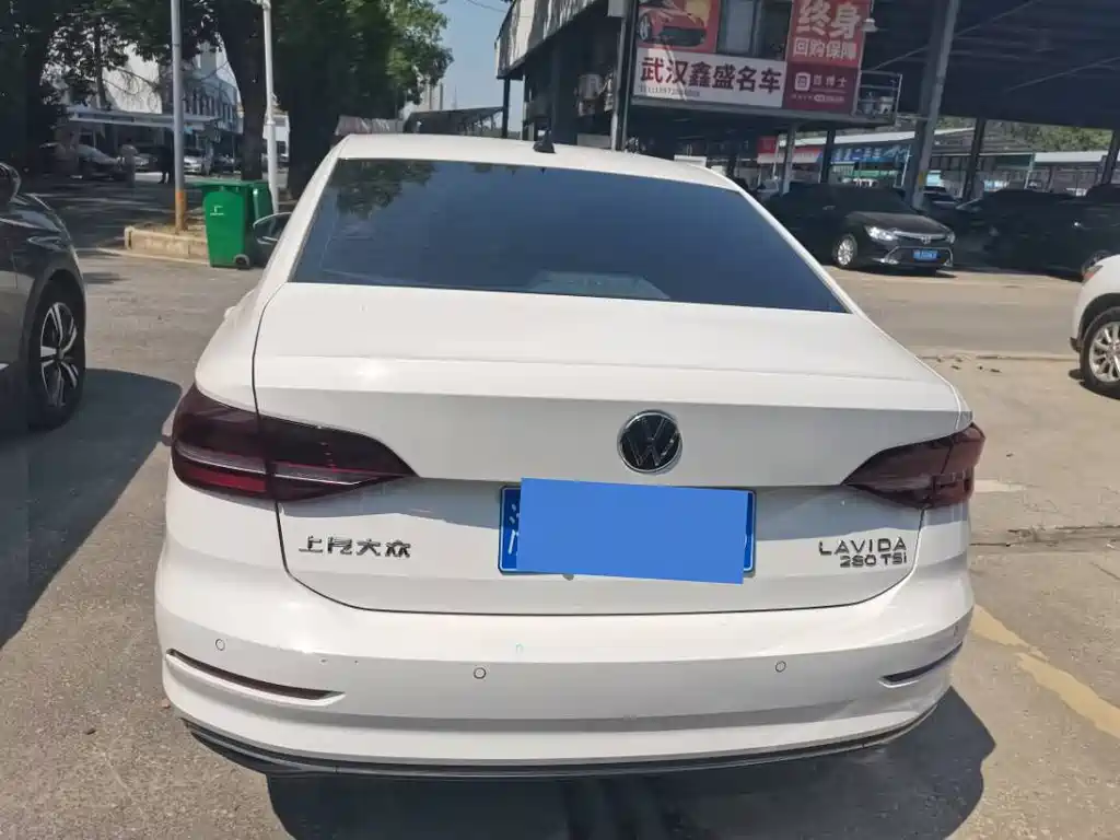 Volkswagen Lavida — миниатюра 8