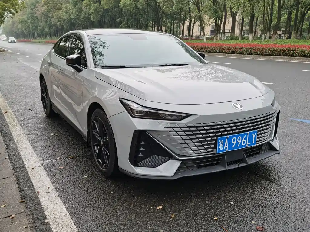 Changan UNI-V 2023