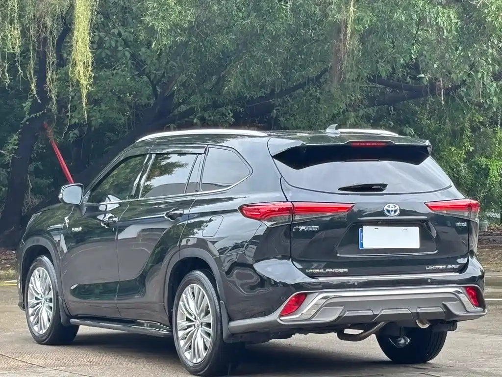 Toyota Highlander — миниатюра 21