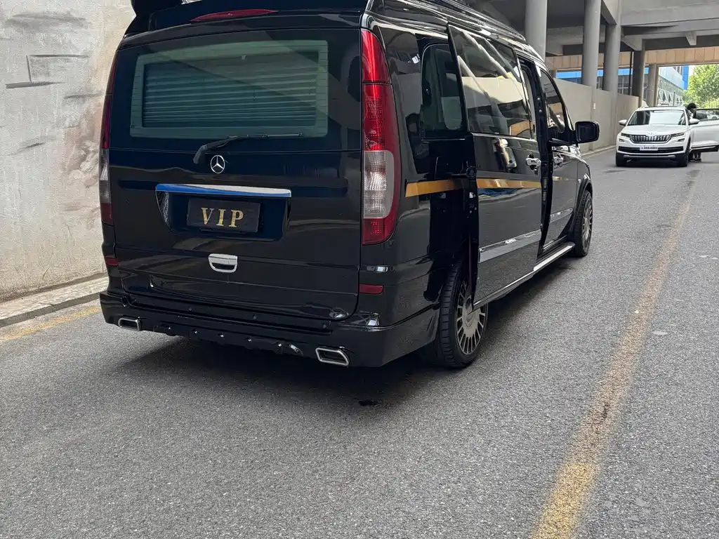 Mercedes-Benz Vito — миниатюра 6