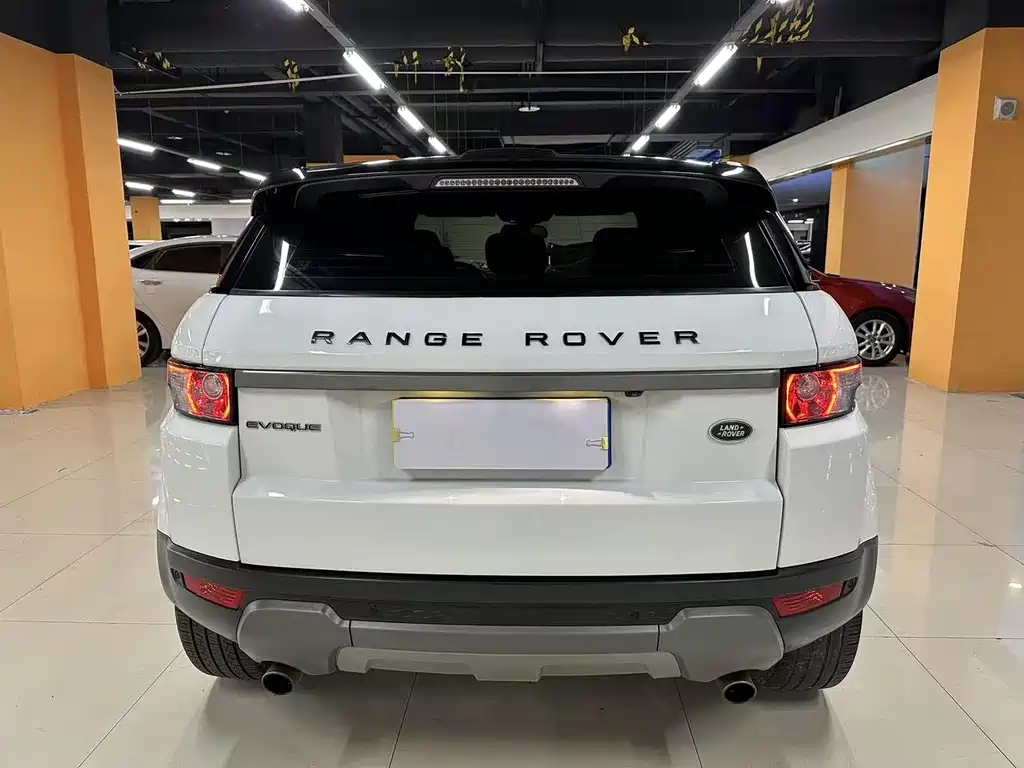 Land Rover Evoque — миниатюра 7