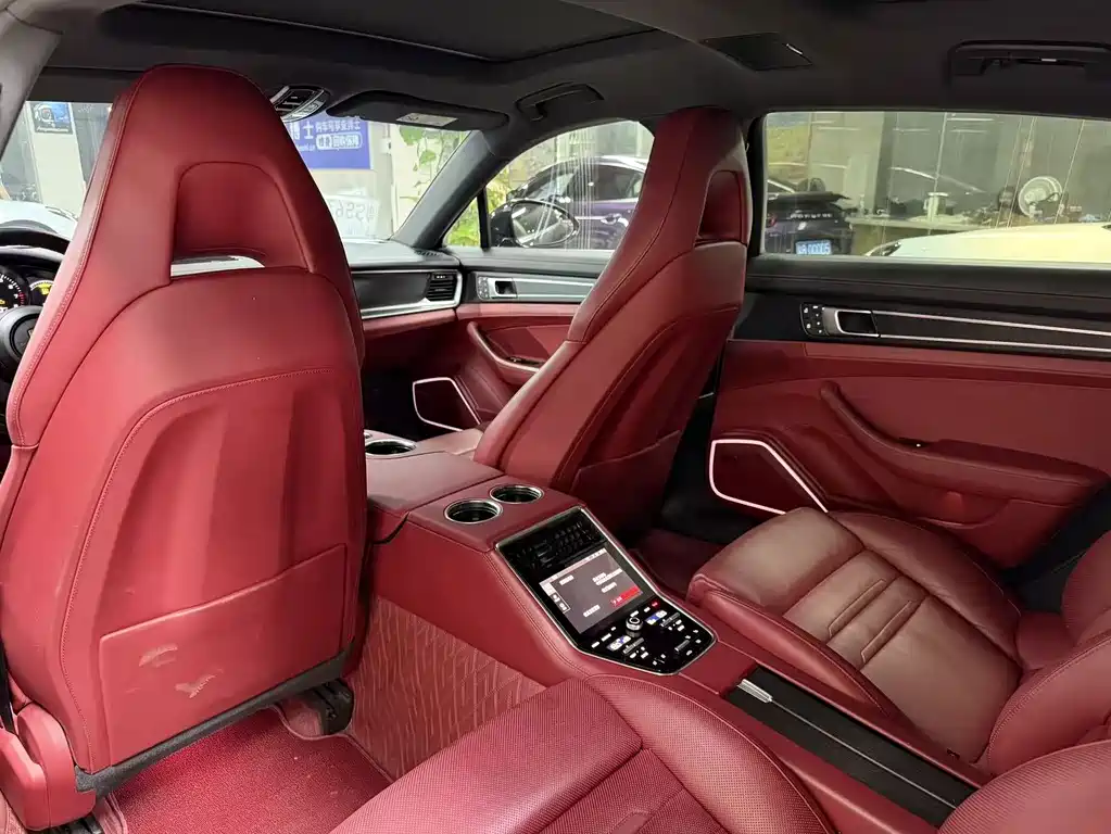 Porsche Panamera — миниатюра 5