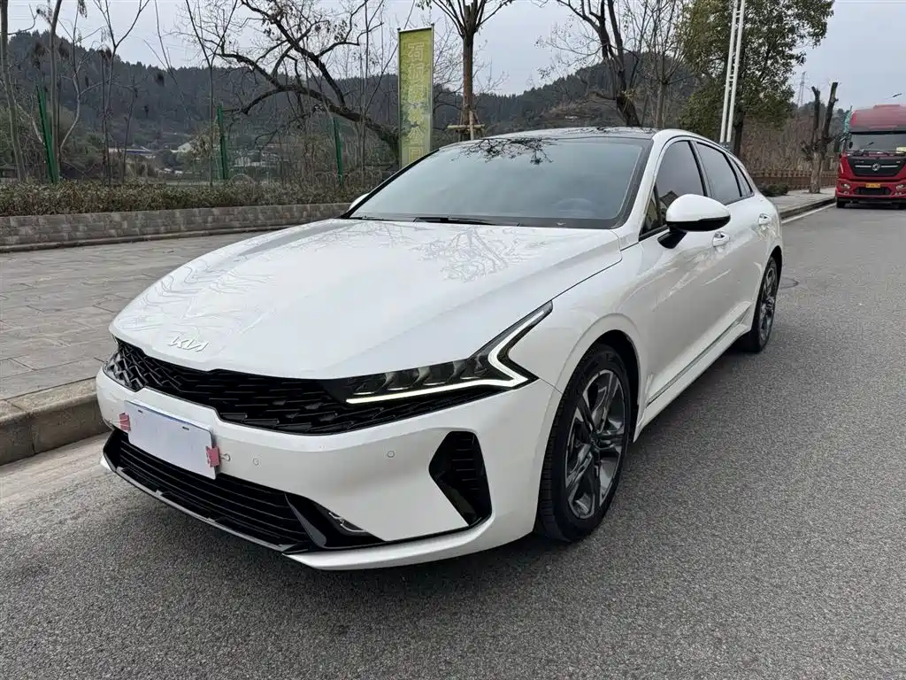 Kia K5 2024