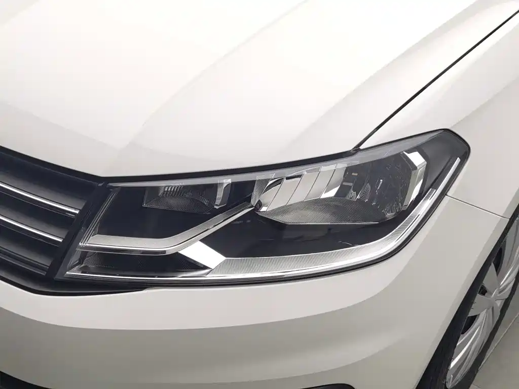 Volkswagen Santana — миниатюра 7