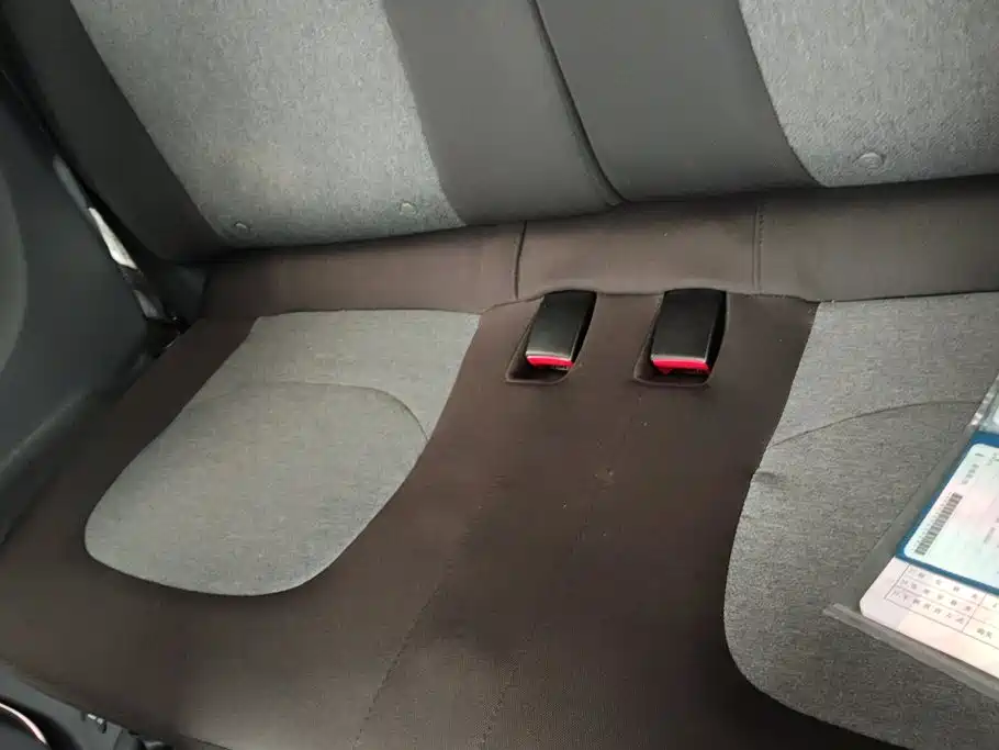 Wuling MINIEV — миниатюра 11