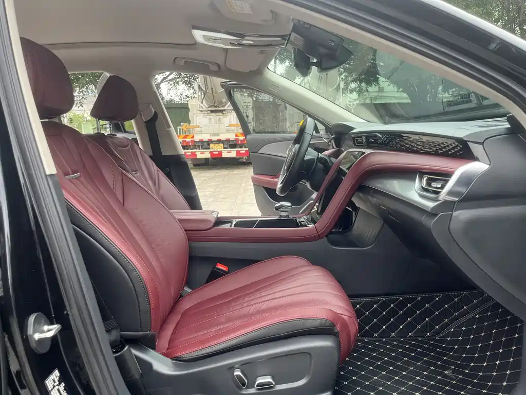 Hongqi H5 2.0T Auto Connected Flagship Smooth Edition, фото 7