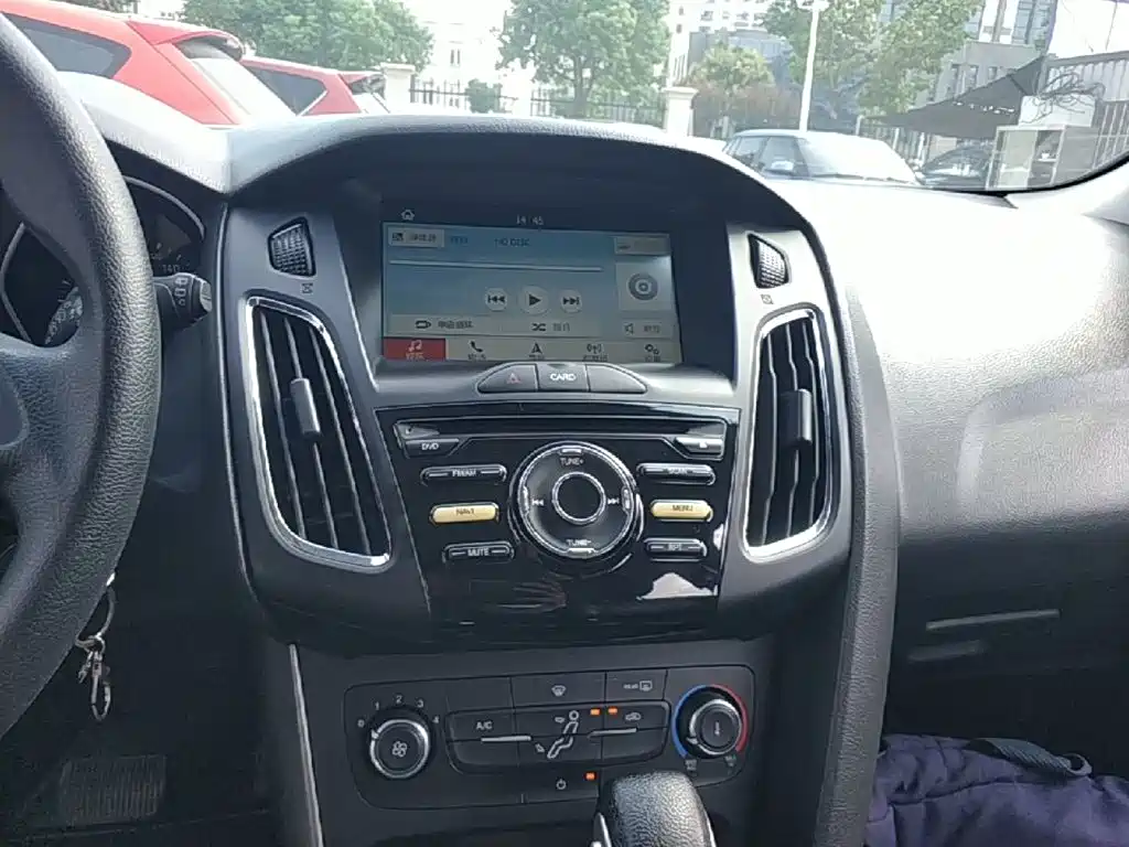 Ford Focus — миниатюра 13