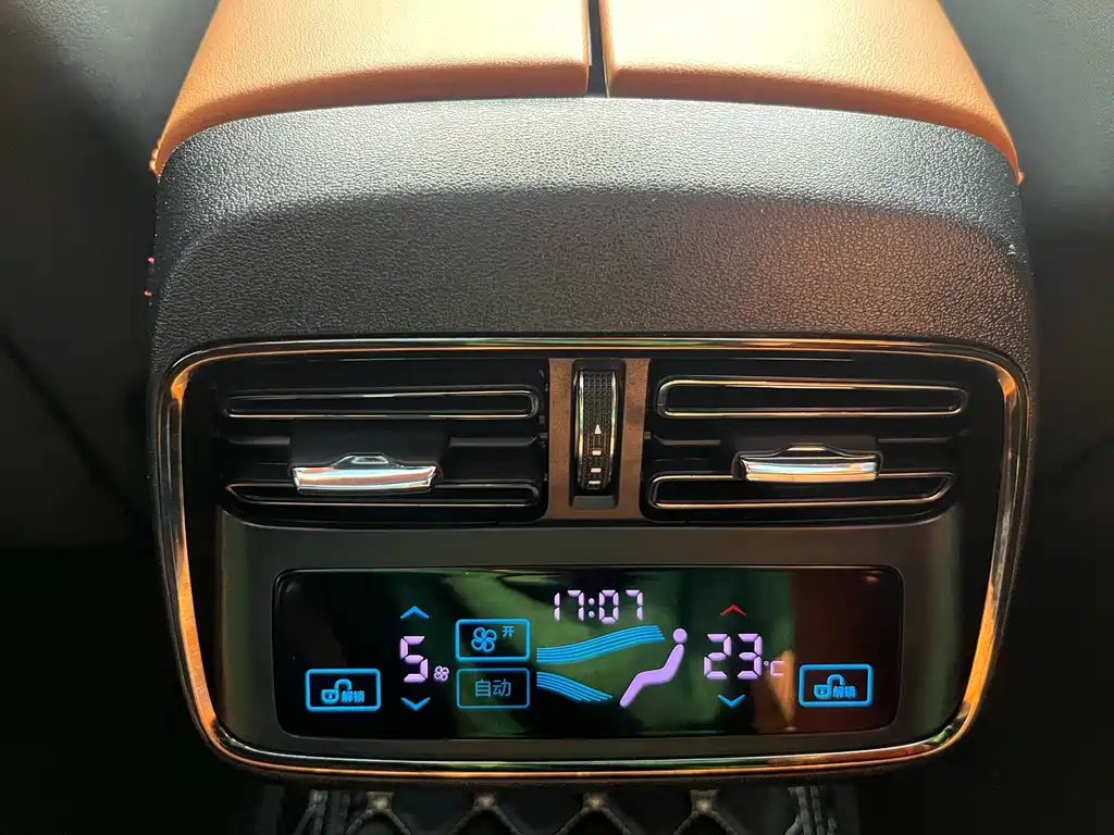 BYD Han — миниатюра 29