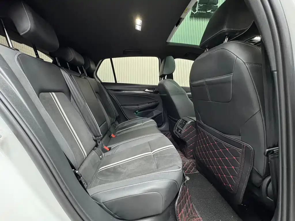 Volkswagen Golf — миниатюра 12