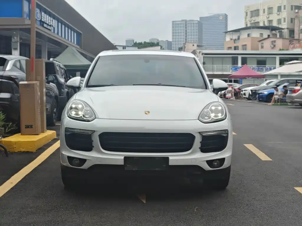 Porsche Cayenne — миниатюра 2