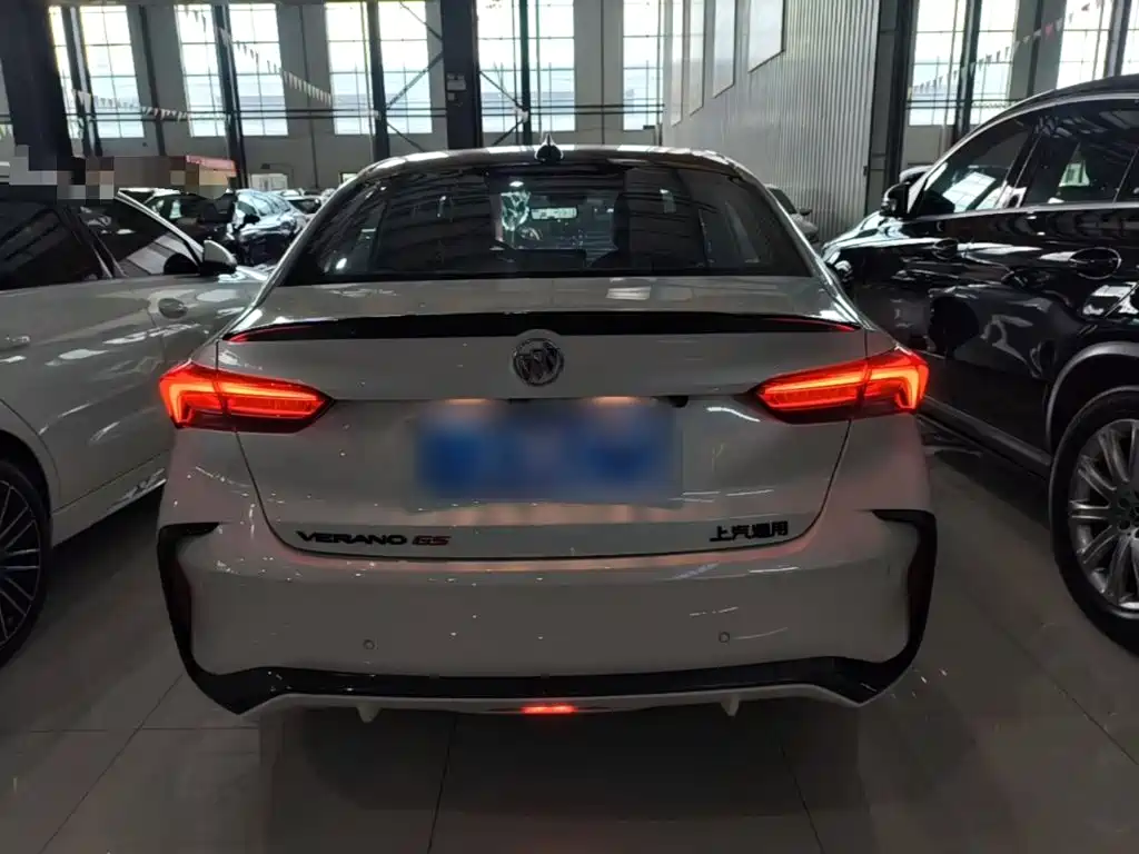 Buick Verano — миниатюра 6