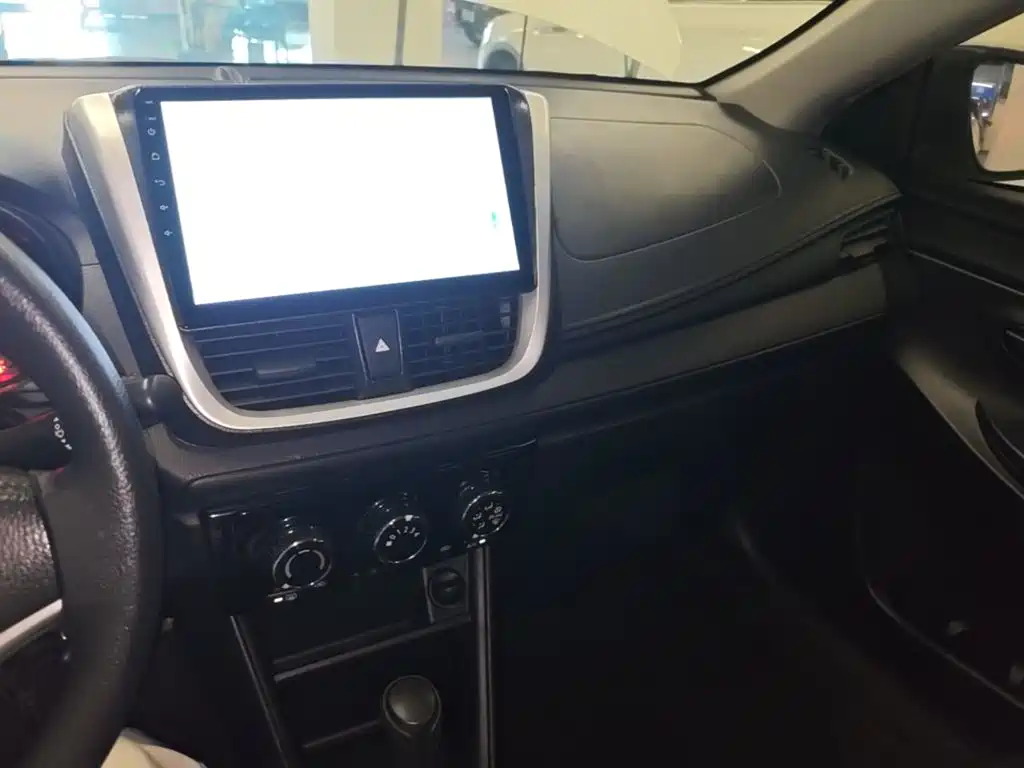 Toyota Vios FS — миниатюра 13