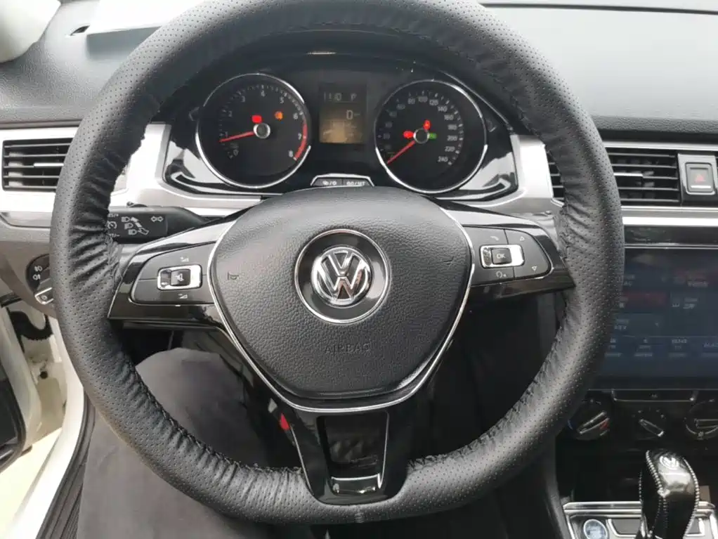 Volkswagen Bora — миниатюра 11