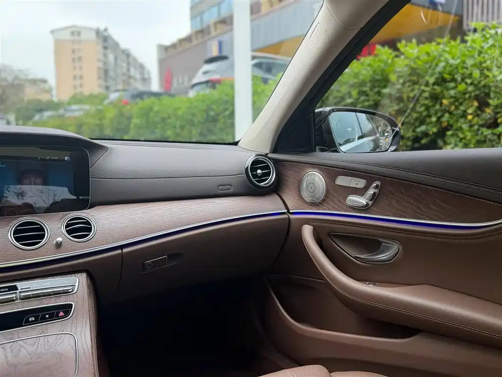 Mercedes-Benz E-Class E 2022 E 300 L Sport Luxury