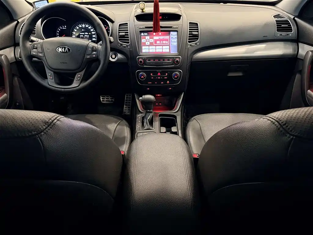 Kia Sorento — миниатюра 8