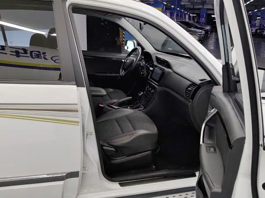 Chery Tiggo 3 — миниатюра 8