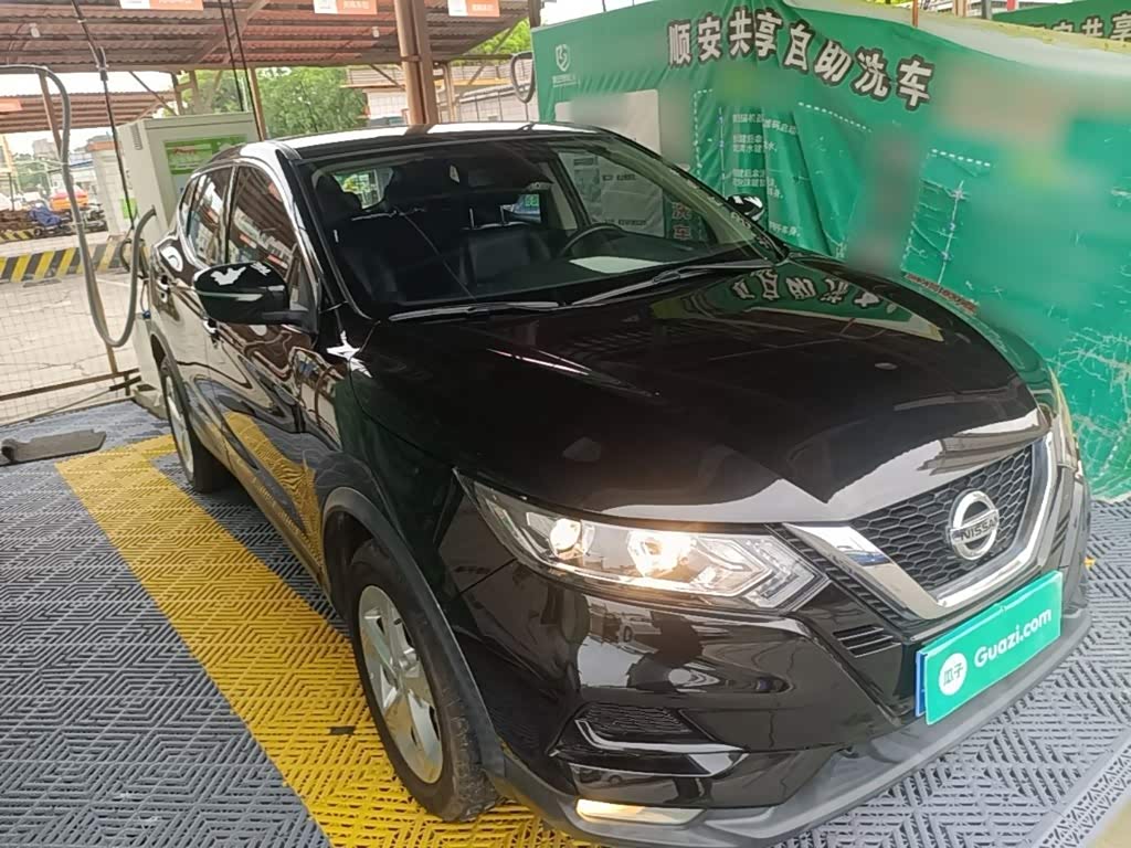 Nissan Qashqai 2.0 л 2022 г. Чёрный, пробег 39000 км