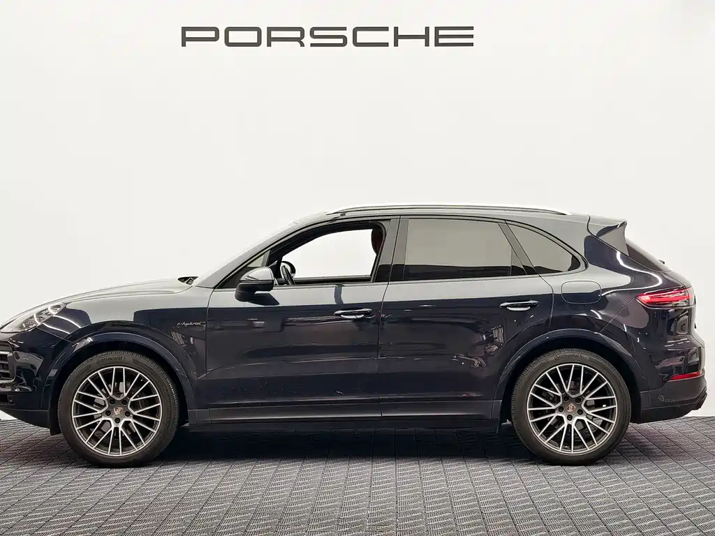 Porsche Cayenne Hybrid — миниатюра 3