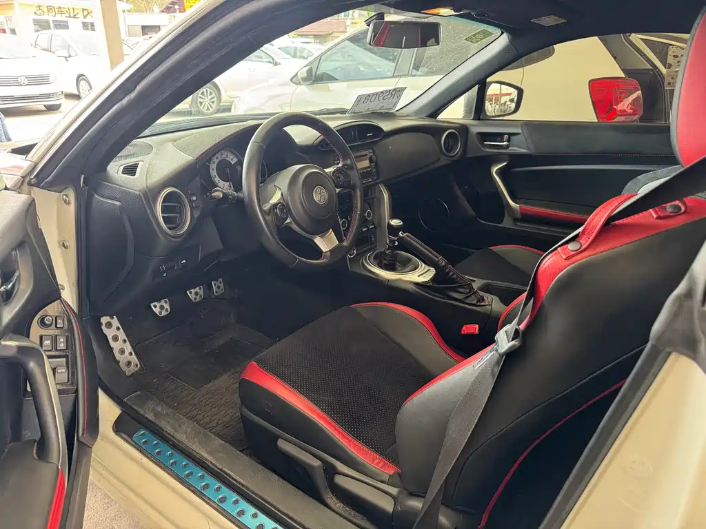 Toyota 86 2019 2.0L MT Luxury