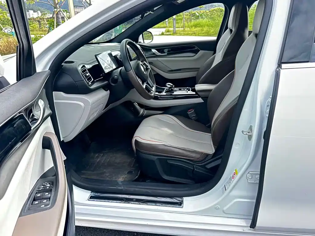 BYD Qin PLUS — миниатюра 7