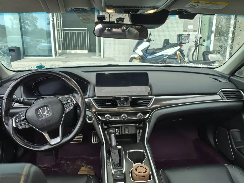 Honda Accord — миниатюра 5