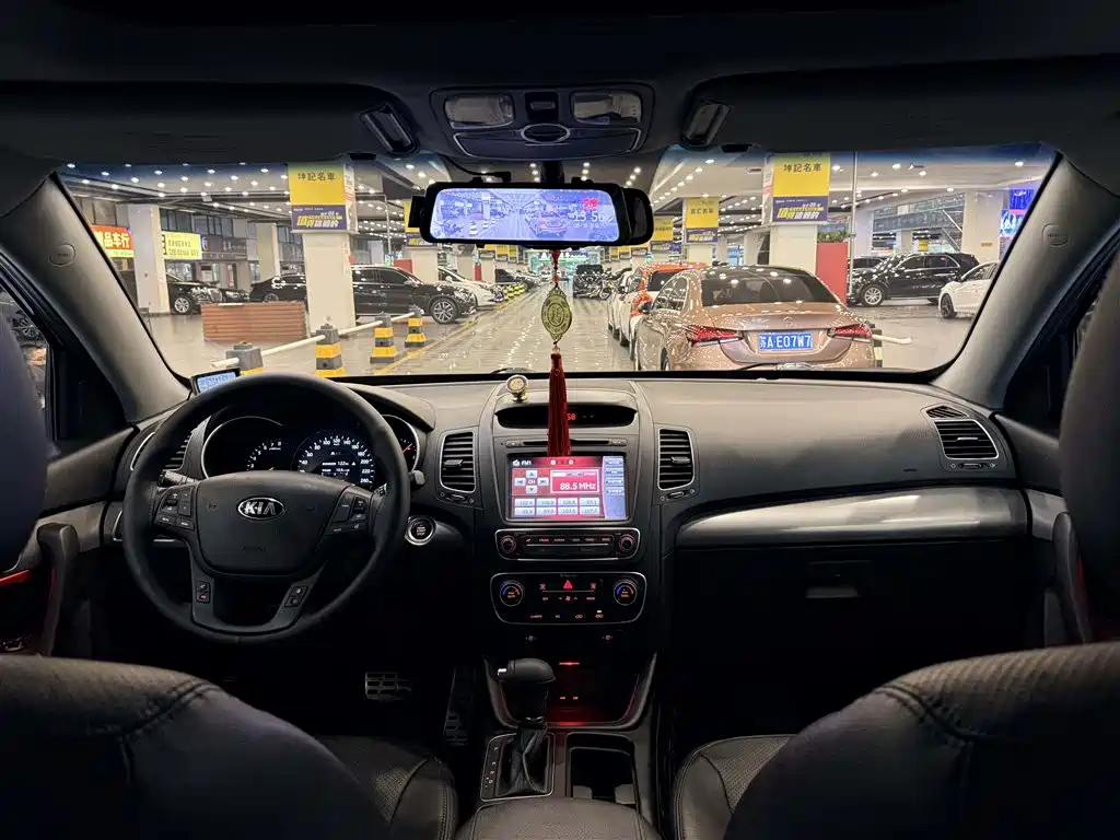 Kia Sorento — миниатюра 26