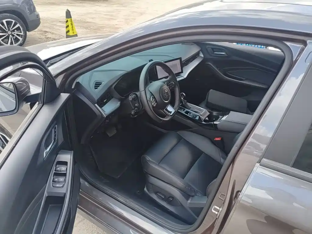 MG MG5 — миниатюра 16
