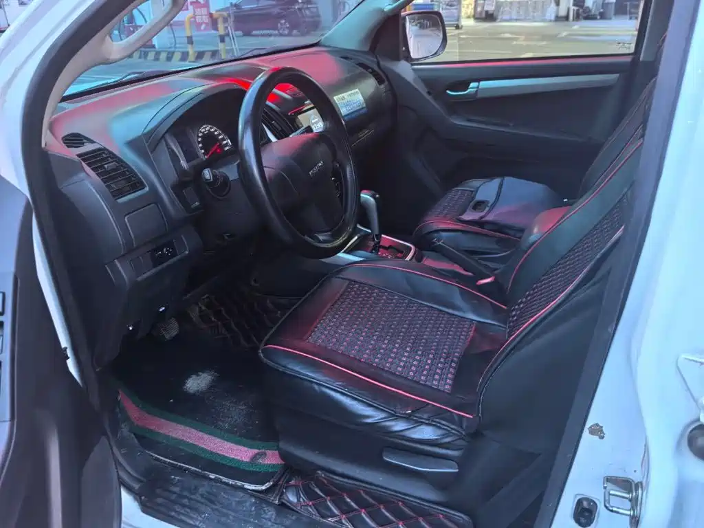 Isuzu D-MAX — миниатюра 3