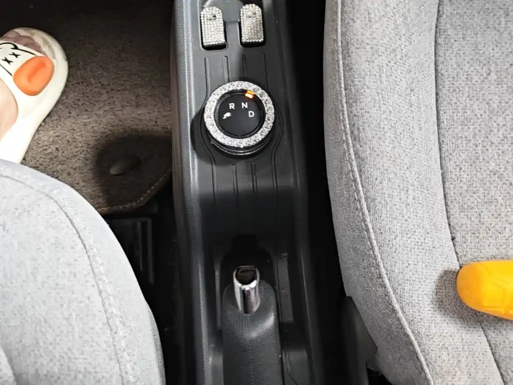 Wuling MINIEV — миниатюра 14