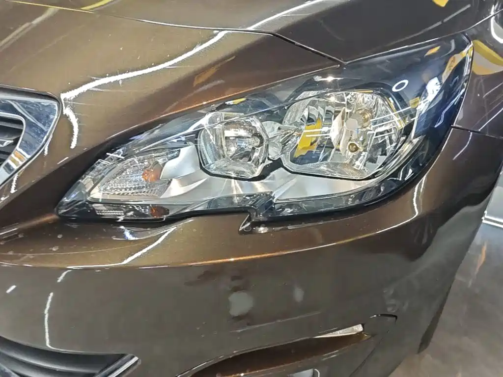 Peugeot 408 — миниатюра 24