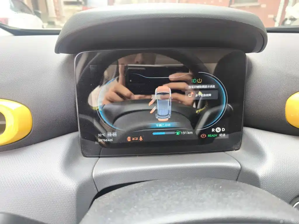 Leapmotor Leapmotor T03 — миниатюра 12