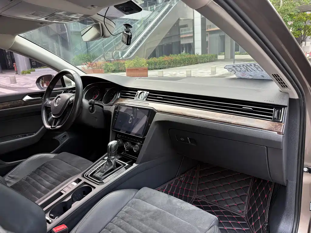 Volkswagen Magotan 2017 330TSI DSG Luxury