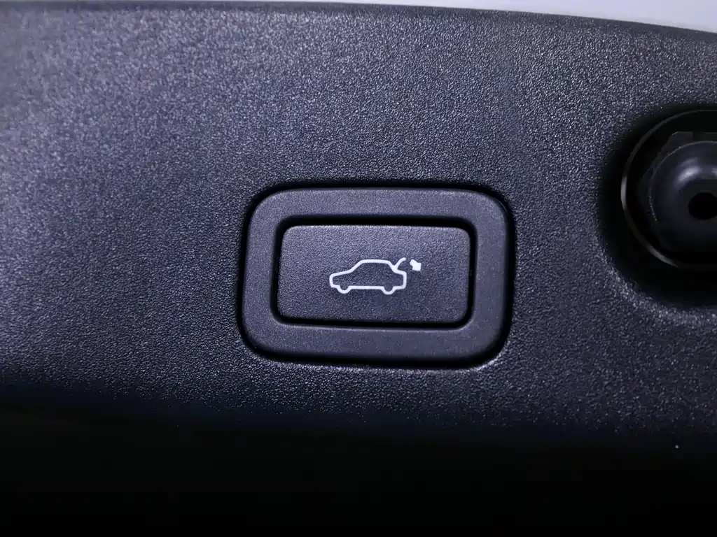 Jaguar XJ — миниатюра 9