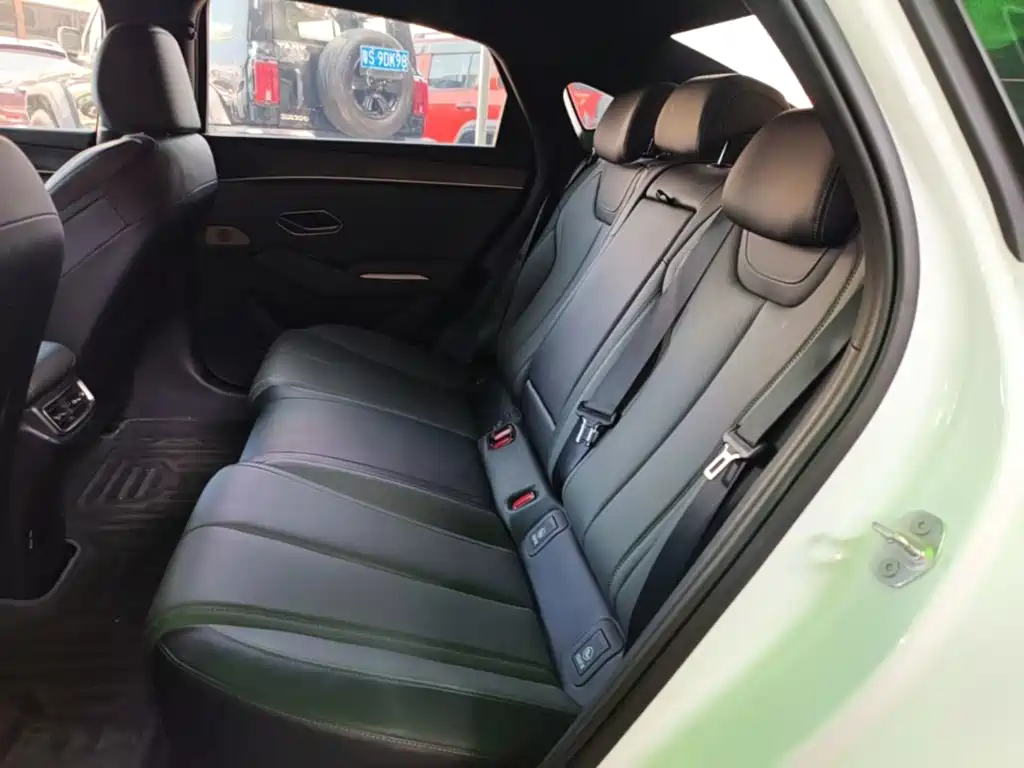 BYD Qin L — миниатюра 17