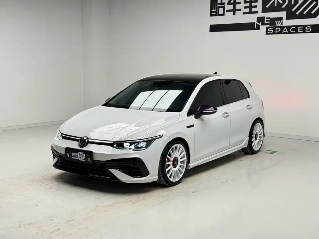 Volkswagen Golf 2024