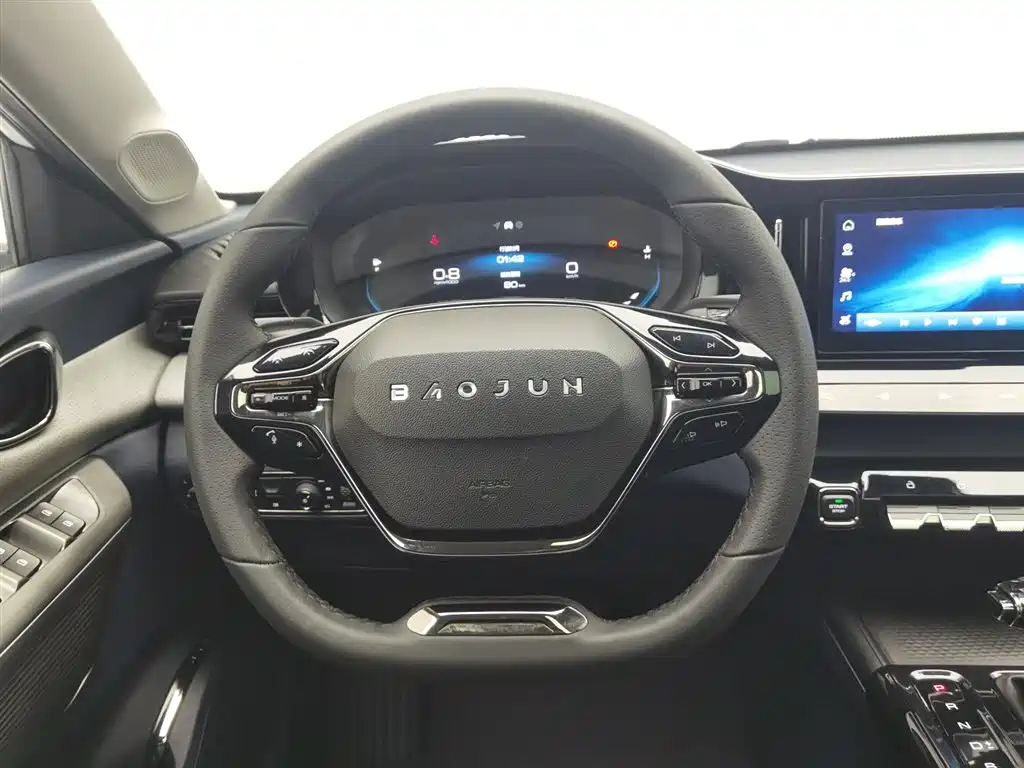 Baojun RC-5 — миниатюра 11