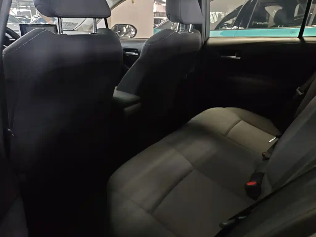 Toyota Corolla — миниатюра 6
