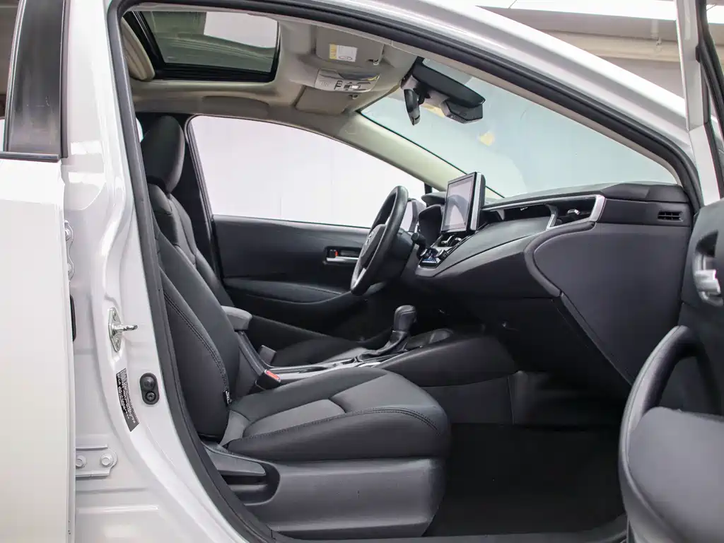 Toyota Corolla — миниатюра 13