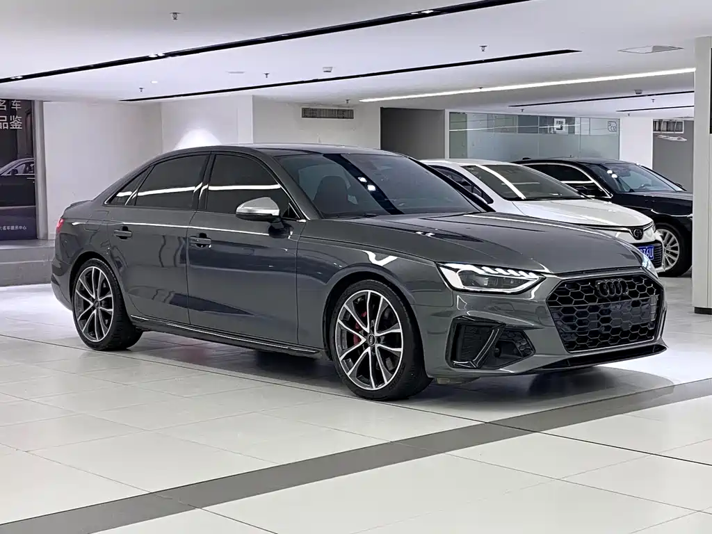 Audi S4 — миниатюра 2
