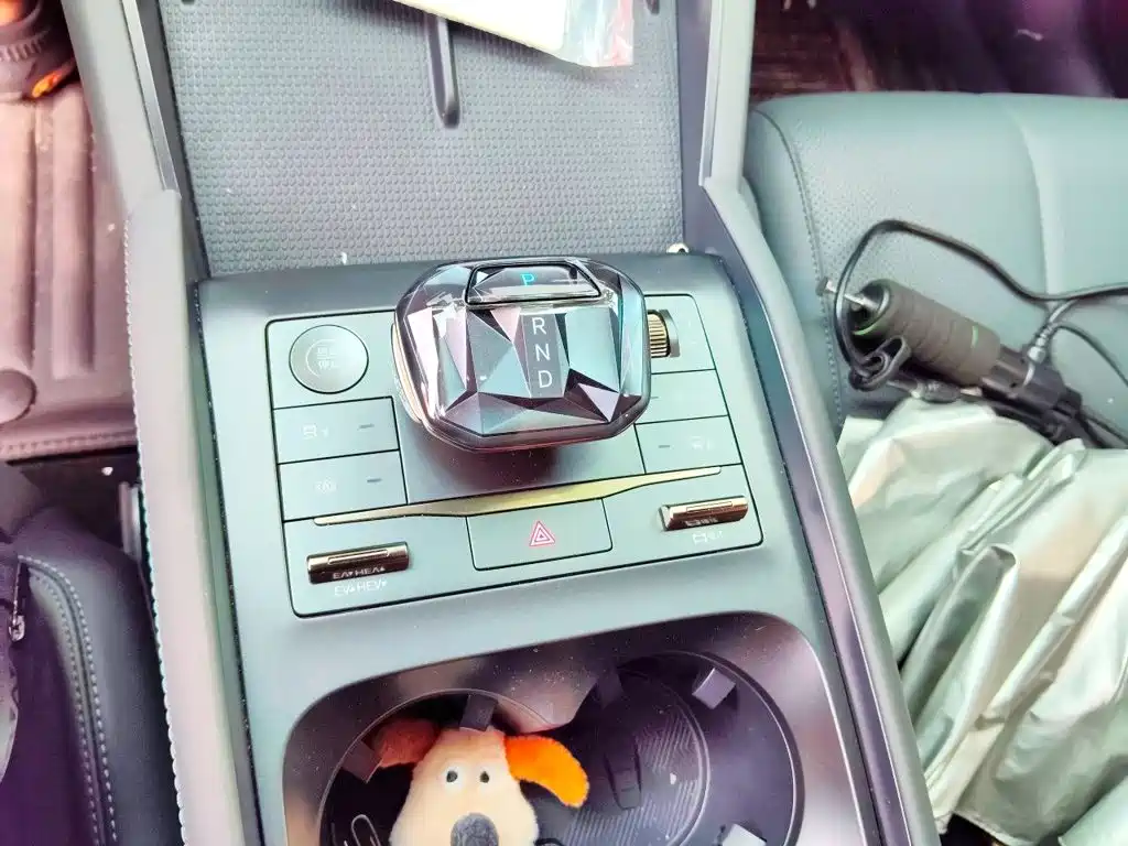 BYD Qin L — миниатюра 10